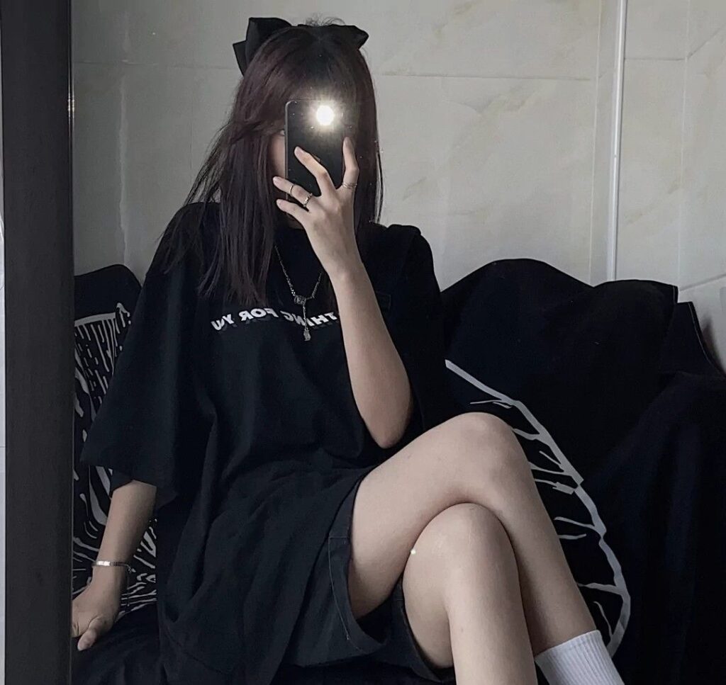 Tổng Hợp 99+ Ảnh Nữ Che Mặt Đẹp Ngầu Để Làm Avatar Thu Hút