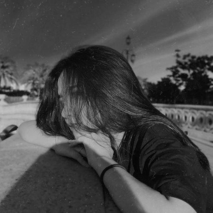 78+ Hình Buồn Tâm Trạng Cô Đơn Lạc Lõng Chạm Đến Nỗi Đau