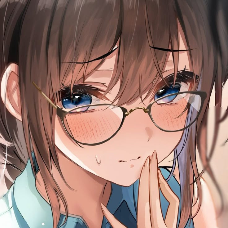 Anime nữ đeo kính đỏ mặt ngại ngùng