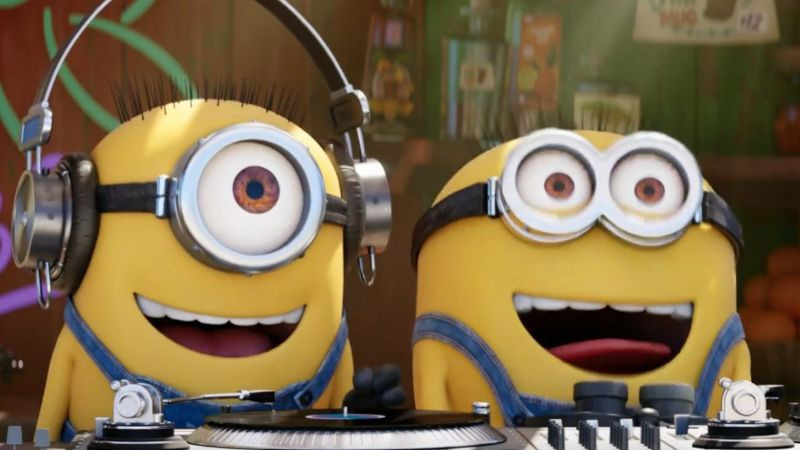 Chú Minion Kevin đang nhìn về phía trước với vẻ quyết tâm
