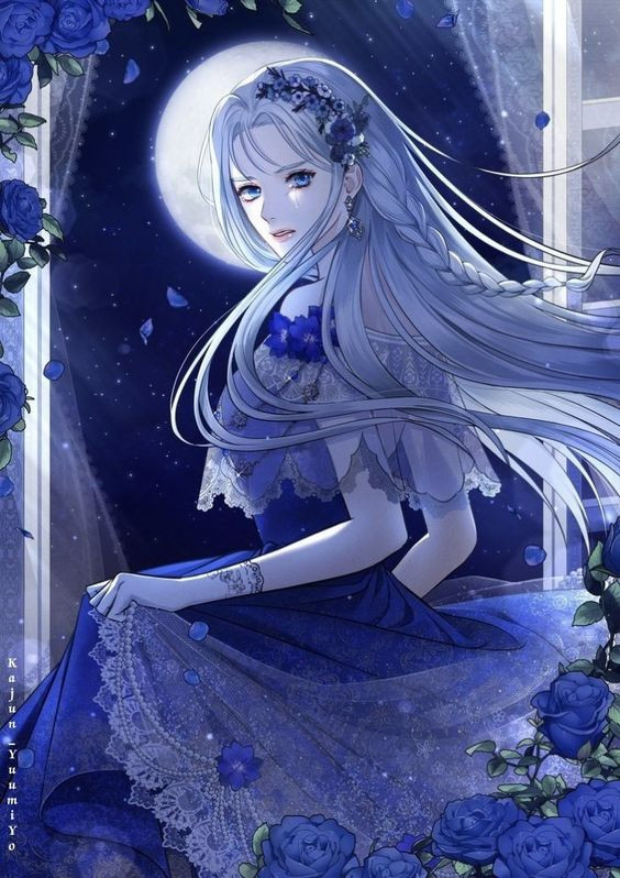 Cô gái anime tóc đen trong trang phục độc đáo
