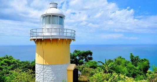 Các hình dáng kiến trúc đa dạng của ngọn hải đăng từ cổ điển đến hiện đại