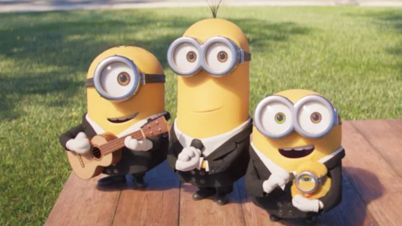 Một chú Minion với biểu cảm ngạc nhiên, có thể là Kevin hoặc Stuart