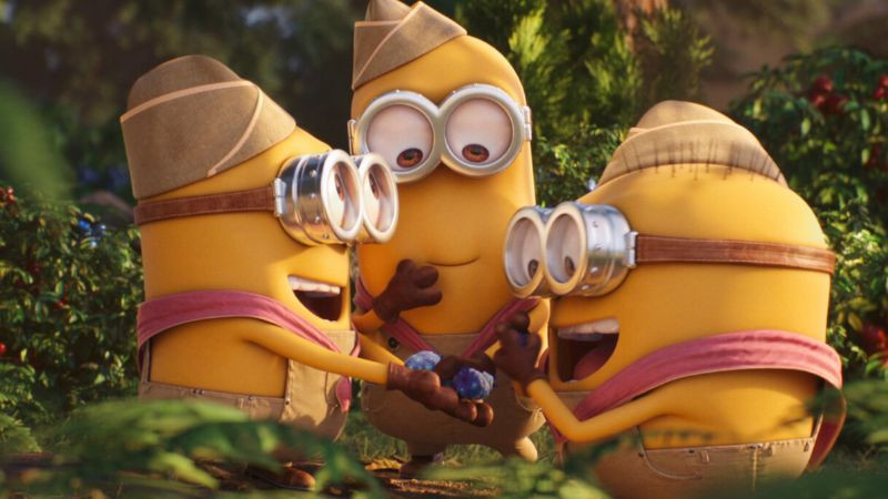 Nhóm Minion đang trình diễn tài năng ca hát trong tù