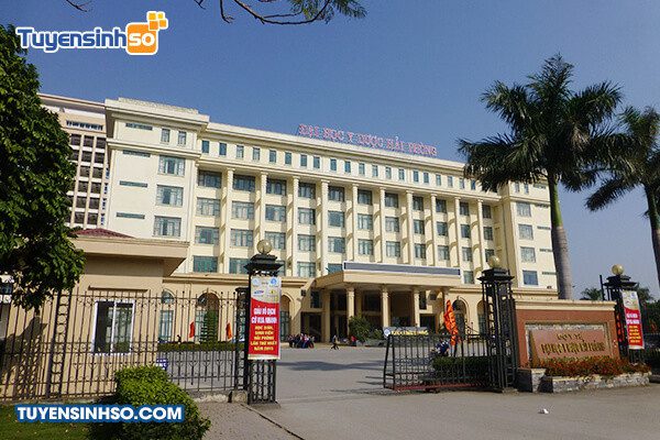 Toàn cảnh tòa nhà chính Đại học Y Dược Hải Phòng