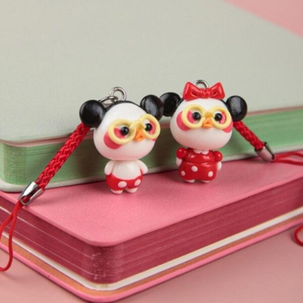 Vẽ tranh chân dung cặp đôi tặng người yêu theo phong cách chibi đáng yêu và lãng mạn