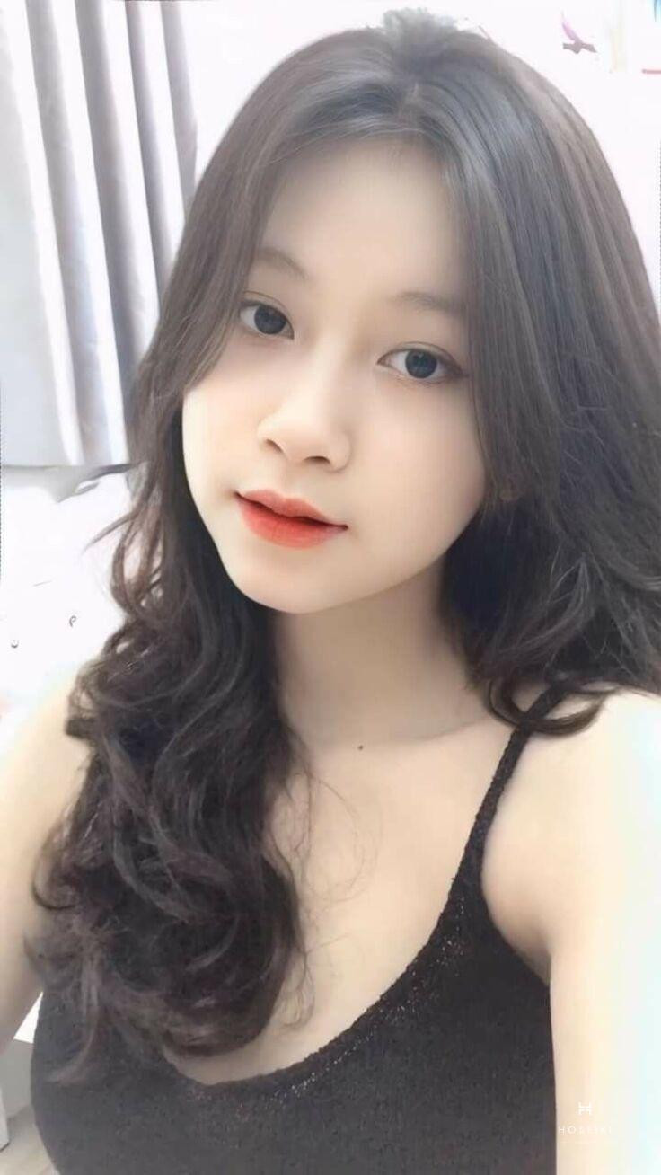 Ảnh gái cute với nụ cười tươi tắn