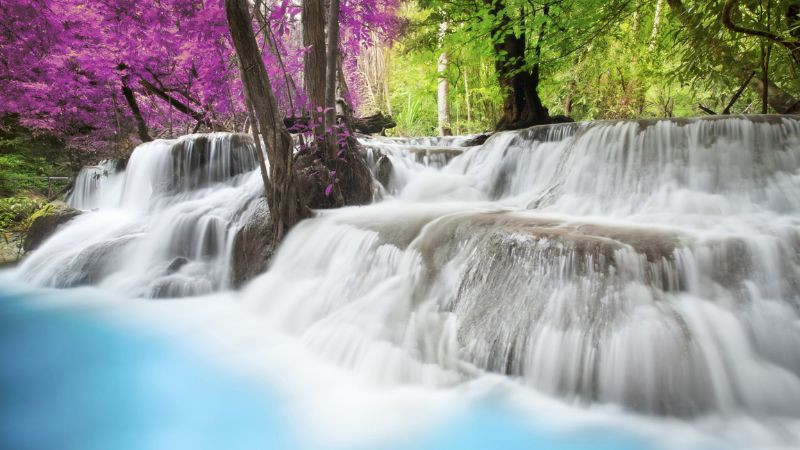 Thác nước hùng vĩ đổ xuống vực sâu trong hình ảnh thiên nhiên 3D đẹp