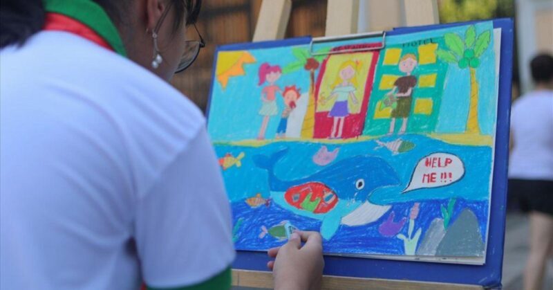 Ý tưởng vẽ tranh phong cảnh thiên nhiên tươi đẹp cho giáo án mỹ thuật lớp 6 với cây cối và dòng sông